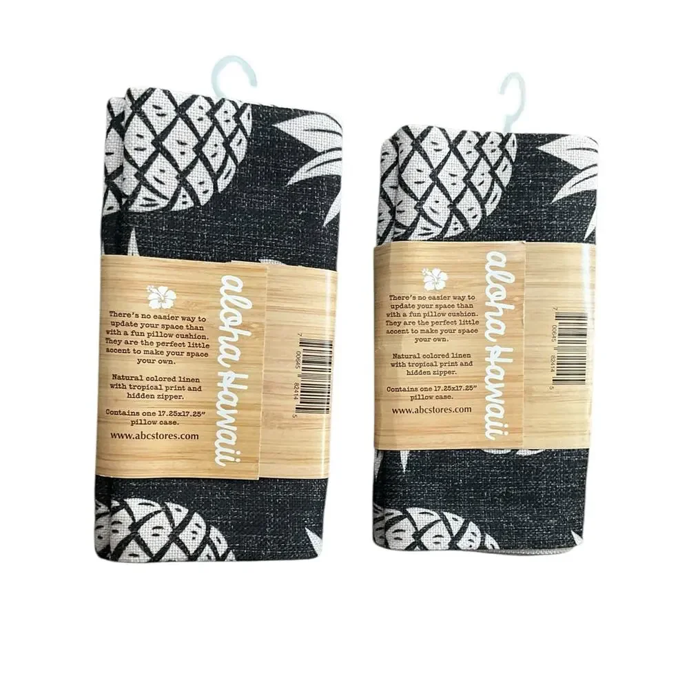 Island Pineapple Print Pillow Covers Black & White  2 Covers NWT RARE